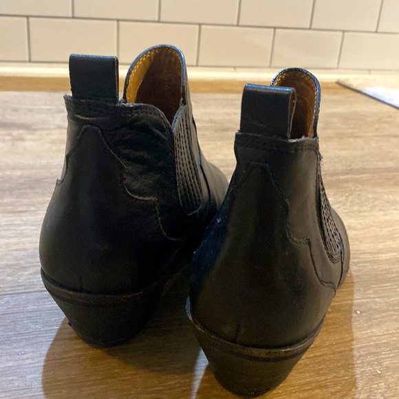 Bass Western Chelsea Boot - Picture 2 of 6